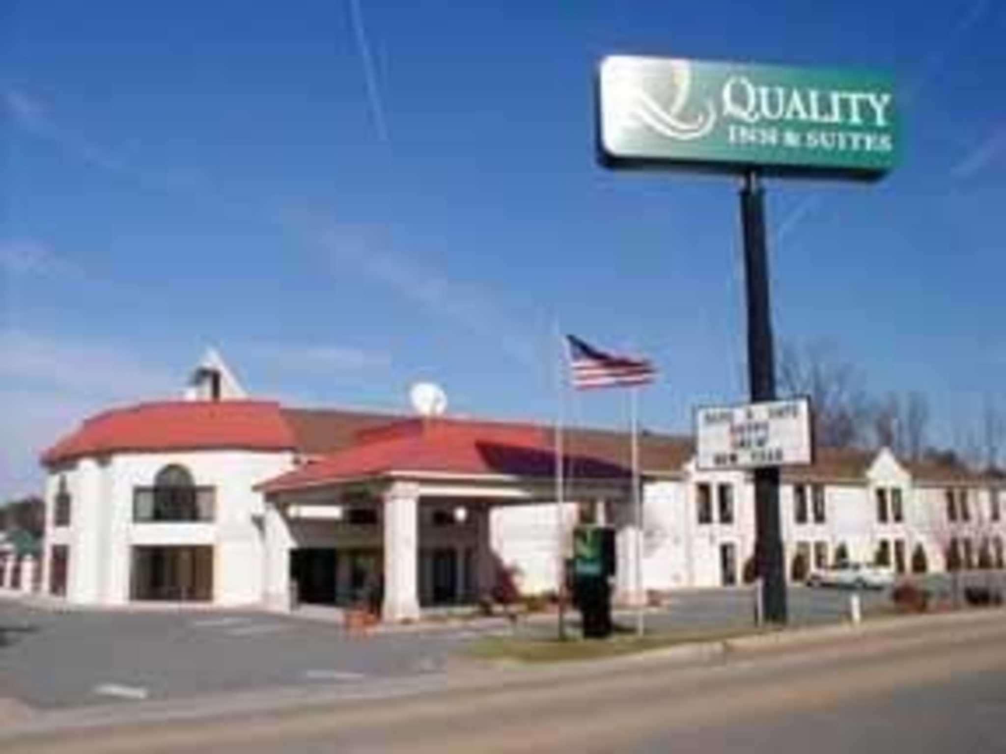 Quality Inn & Suites Thomasville Exterior photo